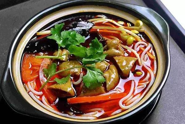 砂鍋米線(xiàn)技術(shù)培訓(xùn)班