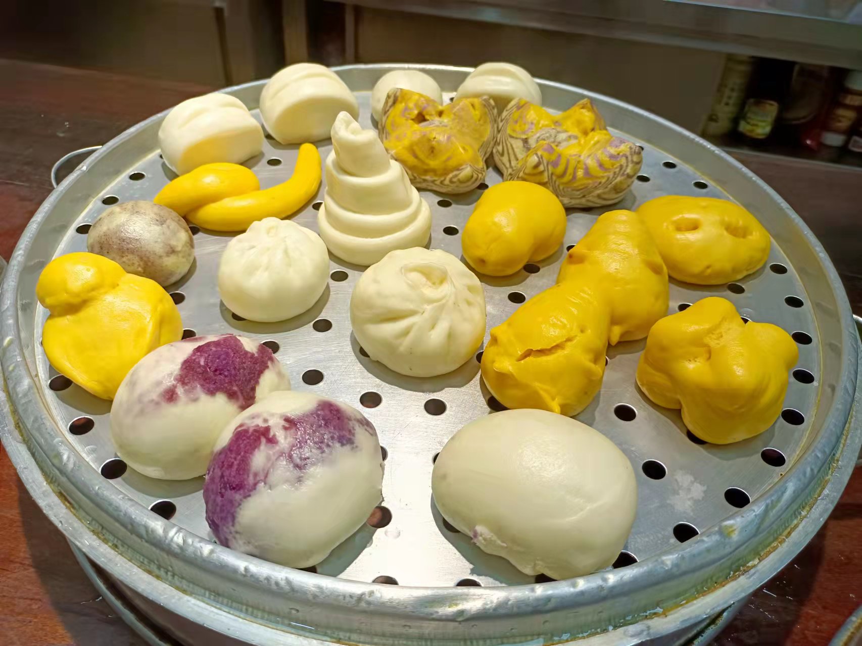 學(xué)正宗包子技術(shù)做法哪里好？包子饅頭面點(diǎn)技術(shù)培訓(xùn)機(jī)構(gòu)(圖1)